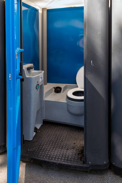 Best Portable toilet rental cost  in Black Hammock, FL